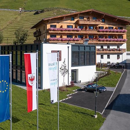 Das Unterrain Lifestyle Hotel Sankt Jakob in Defereggen Exteriér fotografie